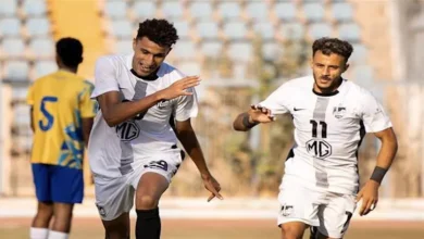 رد فعل حماسي من الجهاز الفني للإسماعيلي بعد تسجيل هدف في مرمى مسار